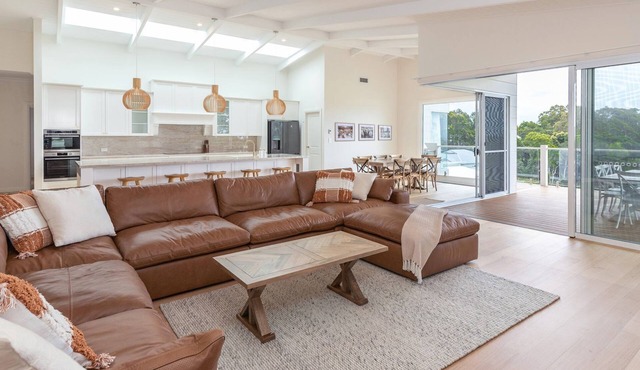 76 Red Head Rd in beautiful Hallidays Point