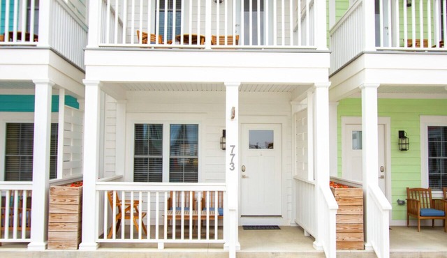 773 TH · Paradise Palms - 2 Bed/2.5 Bath Townhome w/Amazing Views!