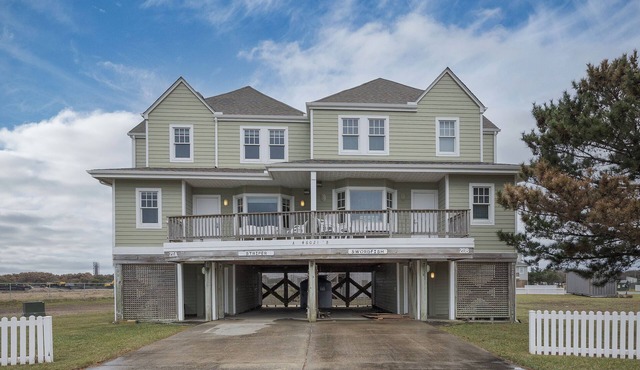 7766 - Striper, Spacious 3BR, 2.5BA home in Buxton, perfect for families.