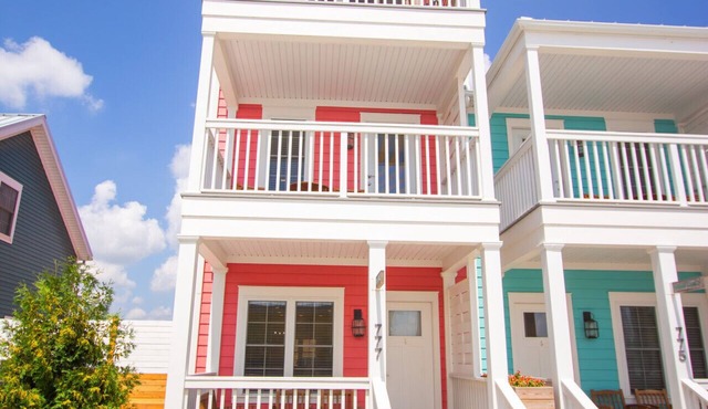 777 PH · Paradise Palms - 3 Bed/3.5 Bath Penthouse w/Amazing Views!