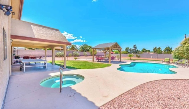 777Rentals - 8BR/5BA - West Valley Estate
