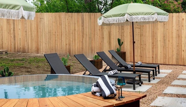 7BD Southwestern Retreat - Pool - Outdoor Dining - Gym - PingPong - 10 Min to DT