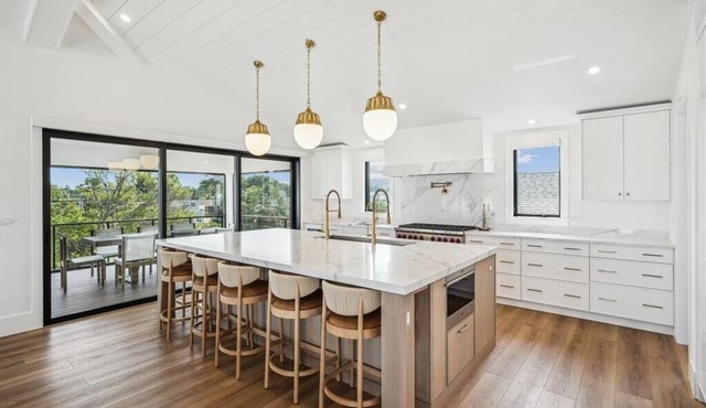 7BR Beach House w/Elevator & Wolf Kitchen