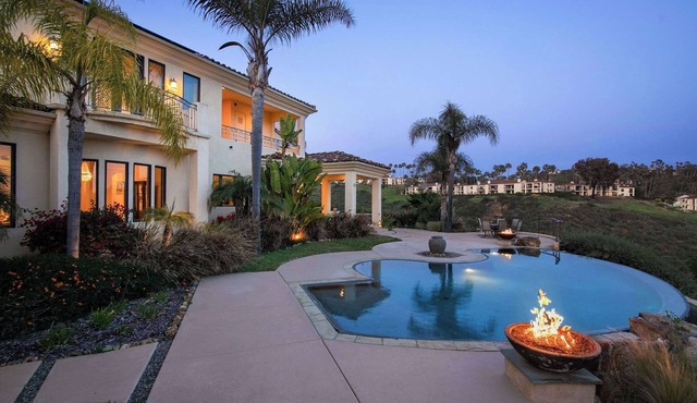 7BR Carlsbad Estate with Pool, Firepit & Views