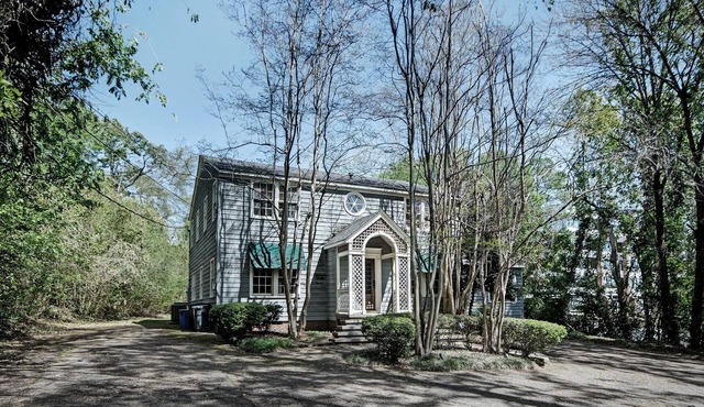 7BR City Retreat Smart TVs, BBQ & Near Belhaven