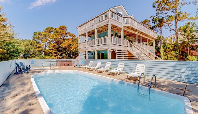 7BR Dog Friendly | Pool | Hot Tub | Game Room