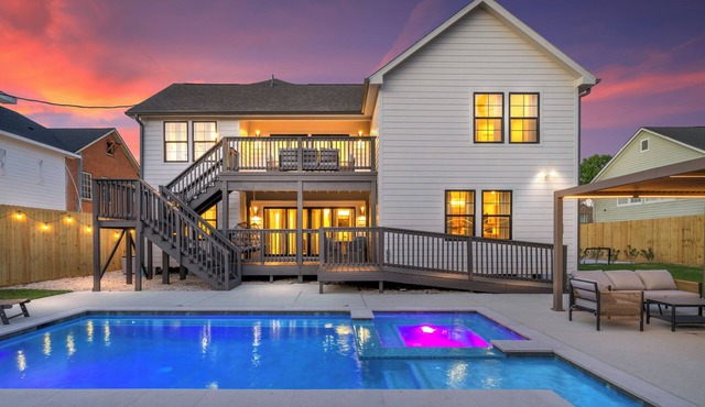 7BR Ensuite Pool/Spa Bridal Prep Room Slps 21
