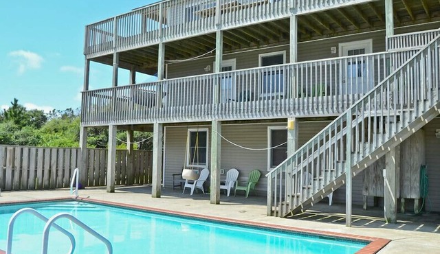 7BR House w/Pool. 250 yrd Walk to Beach and Ocean View in Gallery Row