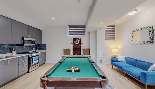 7BR Villa ~100% Private & Spotless ~Pool Table