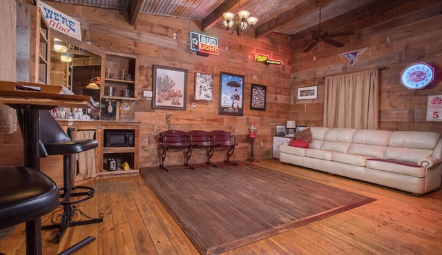 7F Lodge