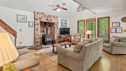 7mins to Skiing Fire Pit Game Table Lake Access Hygge Home by AvantStay