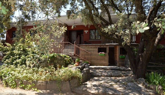 7picos-the house in Galapagar. Villa with swimming pool, ideal for family vacations.