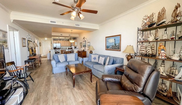 7th Floor Gulf Front Condo - Family Friendly Facility