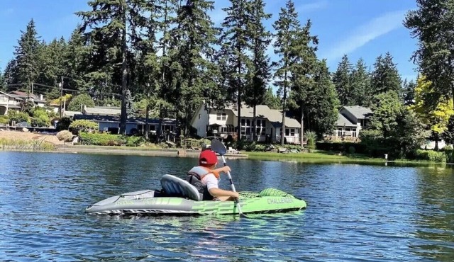 8,000sqt+ Luxury lakefront estate w/ heated indoor pool for your next staycation