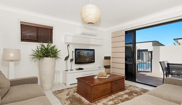 8-30 Cypress Street - Three Bedroom Townhouse with Swimming Pool