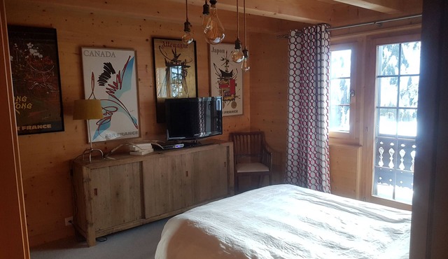 8-9 person apartment