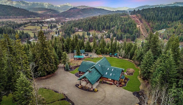 8 Acre Private Estate | Zipline | 5 mi to Silver Mtn | Rock Climbing Wall