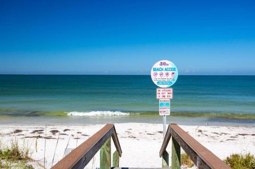 8 - Beach Club At Pass-A-Grille