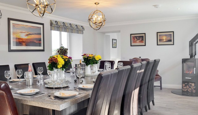 8 bedroom accommodation in Tarbolton, near Ayr