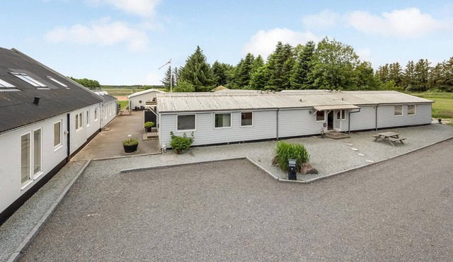 8 bedroom cozy home in Henne