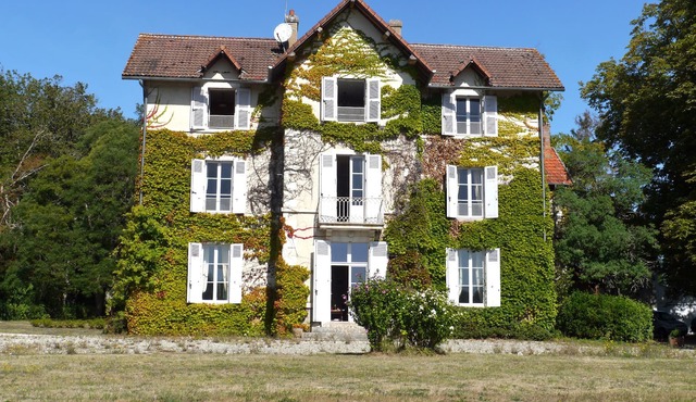 8 bedroom Former hunting lodge with pool set in peaceful countryside ...