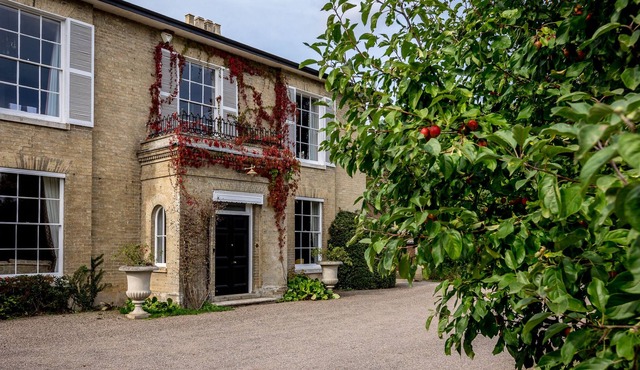 8 Bedroom Georgian Country Home