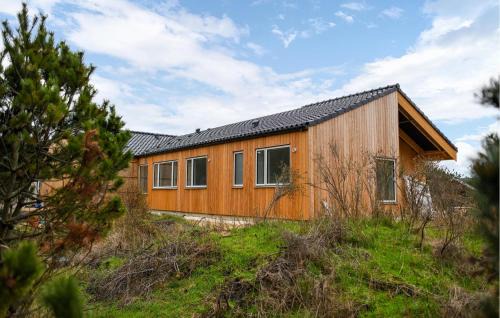 8 Bedroom Lovely Home In Vejers Strand