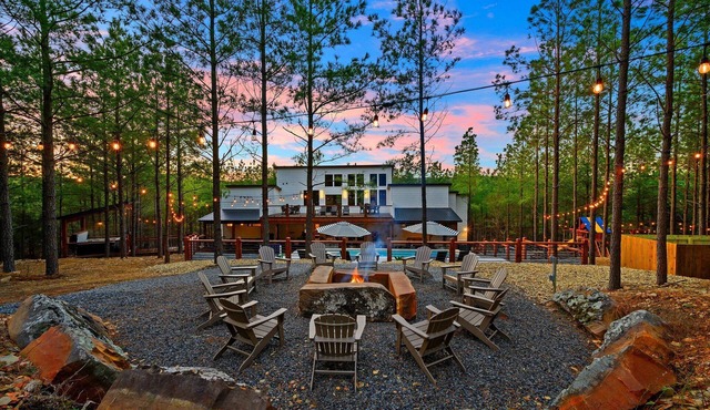 8 Bedroom W/Pool, Playset, Putt-Putt, Game Room, ATV Access