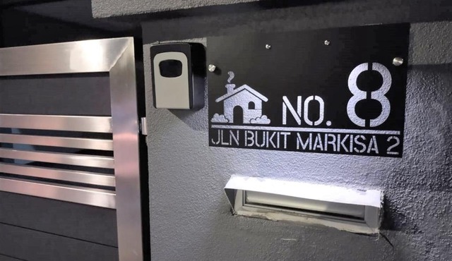 8 Bukit Markisa nearby CMH 10Pax