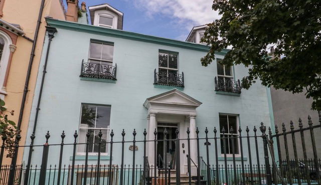 8 CORKICKLE, pet friendly, character holiday cottage in Whitehaven