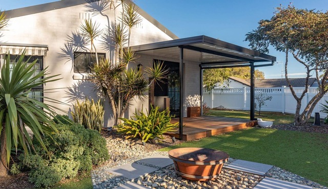 8 Elizabeth Parade on the Forster Keys