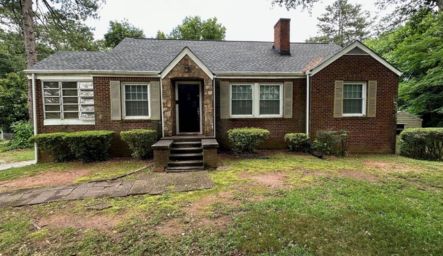 8 Guest Home 25 Minutes From Downtown