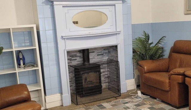 8 Guests - Free Parking - Full Equipped House