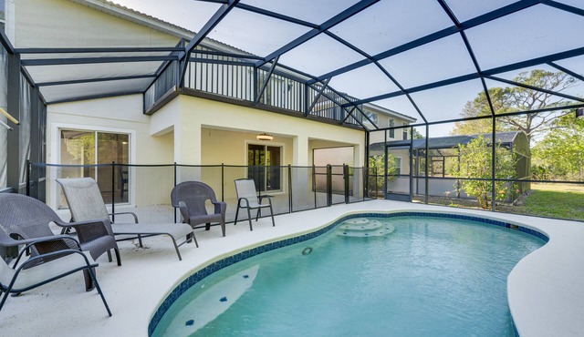 8 Mi to Disney: Family Home w/Screened Lanai!