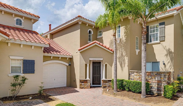 8 Mi to Disney! 'Paradise Found Villa' w/Games