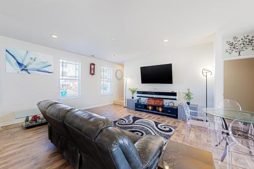 8 Mi to Dover Motor Speedway! Dog-Friendly Retreat