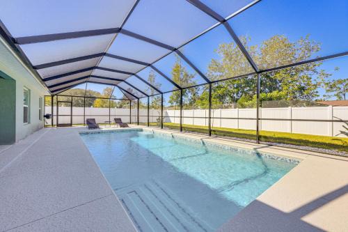 8 Mi to Flagler Beach Home with Outdoor Dining!