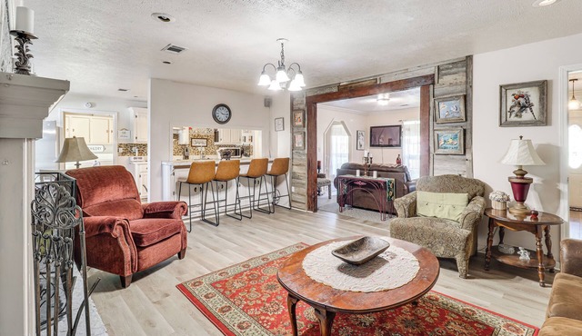 8 Mi to Jackson State University: Peaceful Getaway