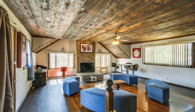 8 Mi to Lake Panorama: Cozy Family Getaway