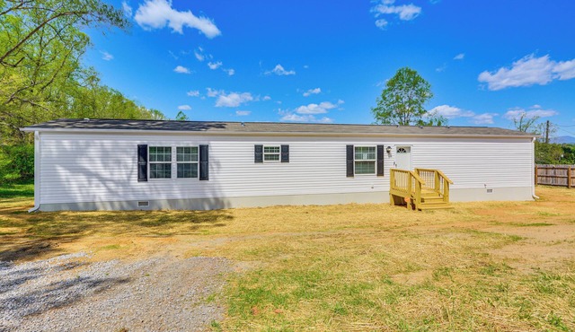 8 Mi to Main Street: Home w/Yard in Bedford!