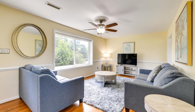 8 Mi to Richmond Pet-Friendly Vacation Rental!