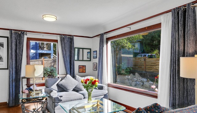 8 minute walk from the light rail station to your front door! No car necessary!