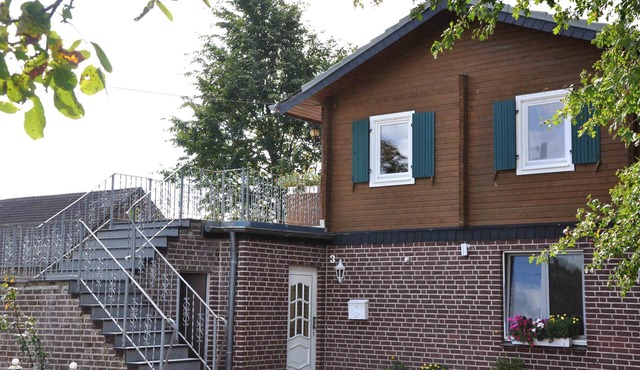 8 pers, max for 11 pers, detached holiday home, 3 km from Xanten in Xanten