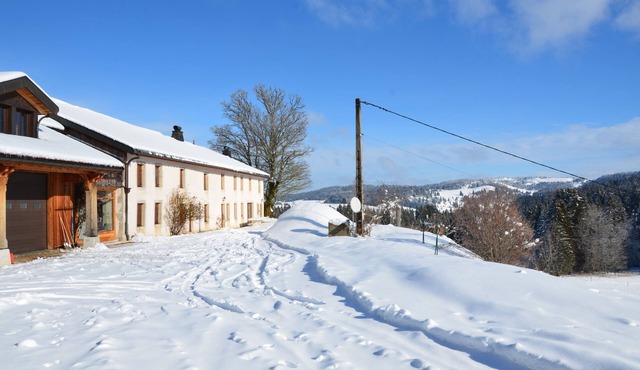 8 pers rental Gite Haut Jura The barns of the red cross