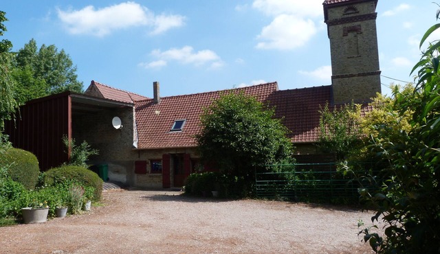 8-person 4-bedroom gîte 9km from the beach