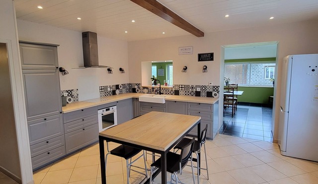8-person gîte with sauna and garden