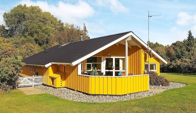 8 person holiday home in Faxe Ladeplads