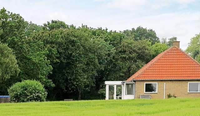 8 person holiday home in Harpelunde