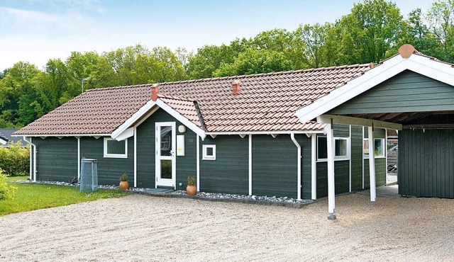 8 person holiday home in Juelsminde-By Traum