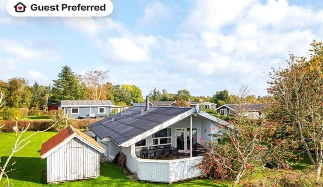 8 person holiday home in Juelsminde-By Traum